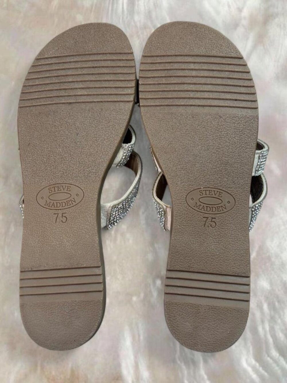 Steven Madden Rhinestone Slides - Picture 3 of 3